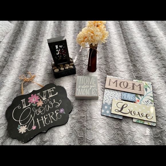 5-PIECE “MOM” THEMED HOME DECOR SET - Picture 5 of 6